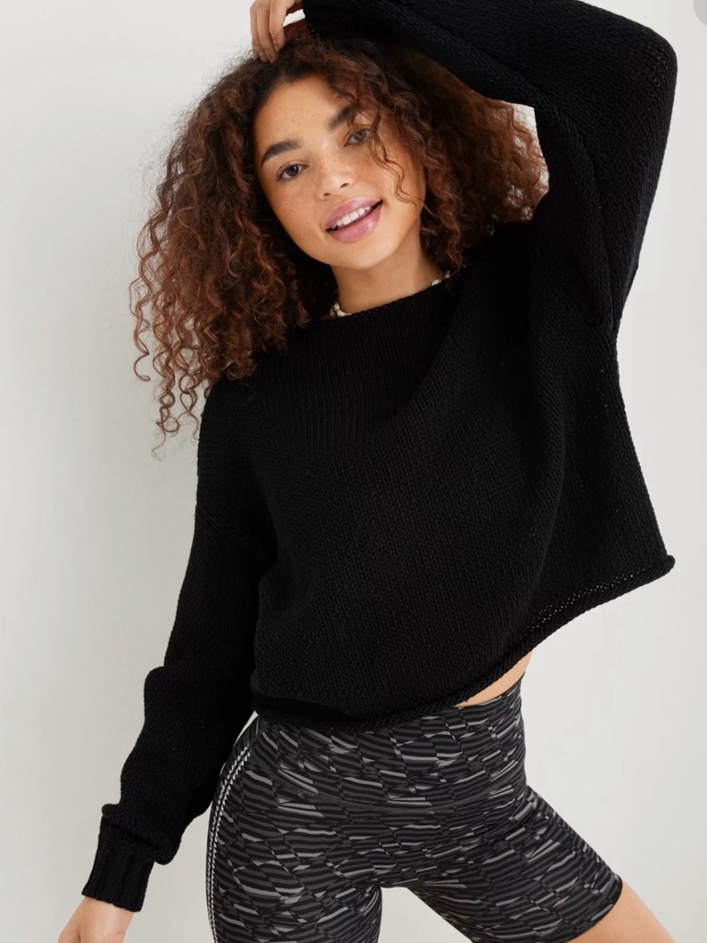 Aerie black cropped sweater, XS